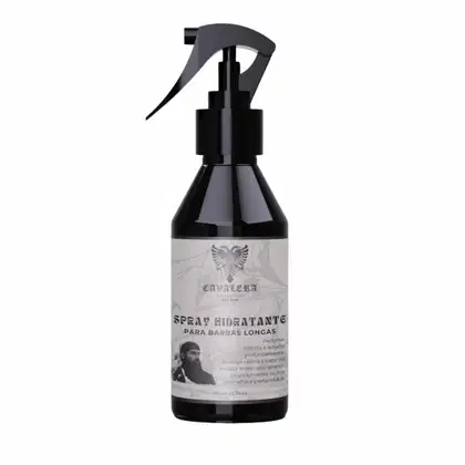 Spray hidratante para barbas longas da marca Cavalera, em frasco preto com rótulo branco e cinza, contendo informações sobre o produto e sua função de hidratar e amaciar a barba.