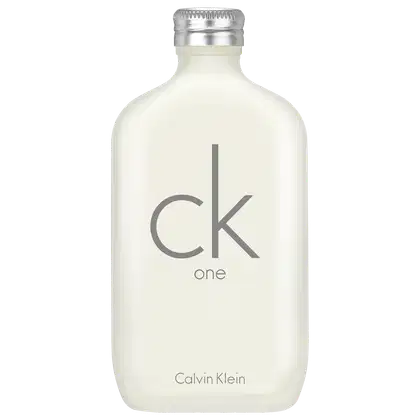 Frasco de perfume Calvin Klein One, com design minimalista em tons de branco e cinza, exibindo o logotipo da marca em destaque.