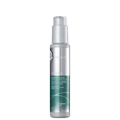 Frasco de plástico branco e prata com bomba dosadora, contendo produto Joico Joifull Volumizing Styler para dar volume e fixação duradoura aos cabelos.