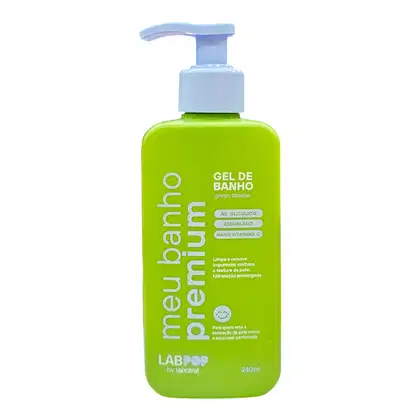 Gel de banho da marca Labotrat, na cor verde, com embalagem de 240ml e bomba dosadora. O rótulo apresenta o nome do produto "Gel de banho green breeze" e destaca os ingredientes como ácido glicólico, esqualano e nano vitamina C.