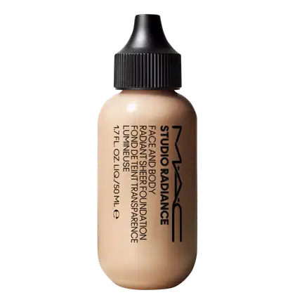 Imagem do produto M·A·C Studio Radiance Face and Body Radiant Sheer Foundation N0 - Base Líquida 50ml