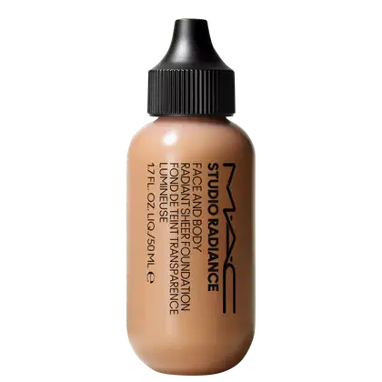Imagem do produto M·A·C Studio Radiance Face and Body Radiant Sheer Foundation N2 - Base Líquida 50ml