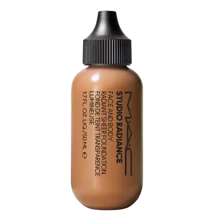 Imagem do produto M·A·C Studio Radiance Face and Body Radiant Sheer Foundation C6 - Base Líquida 50ml