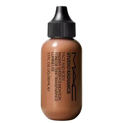 Imagem do produto M·A·C Studio Radiance Face and Body Radiant Sheer Foundation W5 - Base Líquida 50ml