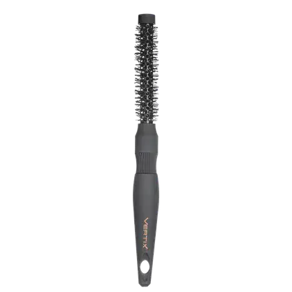 Escova de cabelo com design ergonômico em tons de cinza, com cerdas eriçadas para penteado. Possui rótulo com a marca "Vertix" visível no corpo do produto.