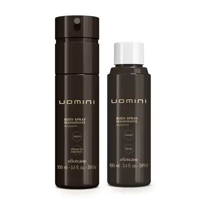 Duas embalagens de desodorante body spray da marca Uomini na cor preta com letras amarelas, sendo um frasco de 100ml e um refil em recipiente com a mesma volumetria.