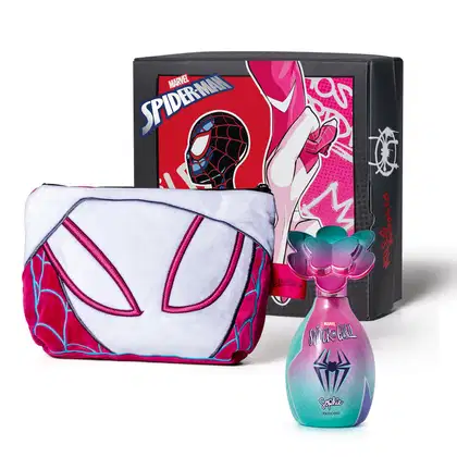 Kit da marca Marvel Spider-Man e Spider-Gwen, incluindo frasco de colônia infantil nas cores rosa e azul da linha Sophie, nécessaire com detalhes em vermelho, azul e branco, simulando uma máscara do Spider Gwen e caixa preta dos personagens da franquia.