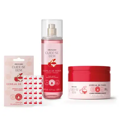 Imagem do Combo Cuide-se Bem Cereja De Fases que traz um body splash, um creme relaxante corporal 200ml e uma cartela de adesivos secativos para espinhas em formato de cereja. A embalagens dos itens são rosa e trazem uma delicada cerejinha estampada.