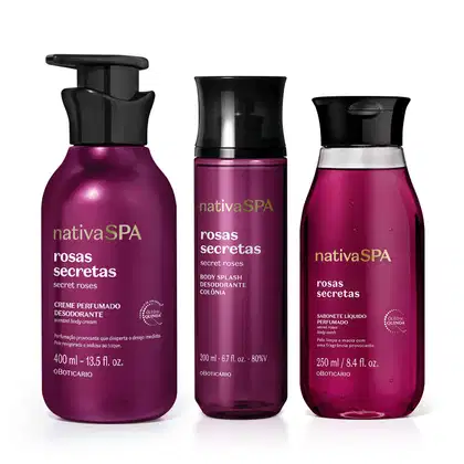 A imagem mostra três produtos da marca Nativa SPA Rosas Secretas, sendo creme corporal, body splash e sabonete líquido. As embalagens são cilíndricas de diferentes espessuras. Todas elas são roxas com tampas preta e rótulos com letras brancas e douradas.