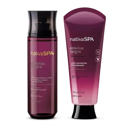 Dois itens de corpo e banho da marca Nativa SPA Ameixa Negra, sendo: um frasco de body spray roxo com tampa preta e uma bisnaga roxa com um leve degradê branco e tampa preta com textos em branco com informações sobre os produtos.
