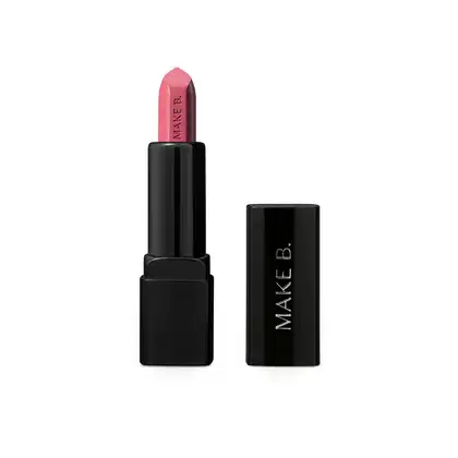 Batom cremoso na cor rosa Cashmere da marca Make B. em versão miniatura, com tubo preto e letras prateadas.