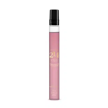 Frasco transparente de 10ml contendo líquido roso, tampa preta e letras douradas contendo Eau de Parfum feminino Botica 214 African Sunrise.