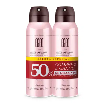 Dois frascos na cor rosa metalizado com tampas e letras pretas contendo, em cada um deles, 75g/125ml de desodorante antitranspirante aerossol da marca Egeo Choc. Há rótulo vermelho em volta deles indicando promoção de 50% de desconto na segunda unidade.