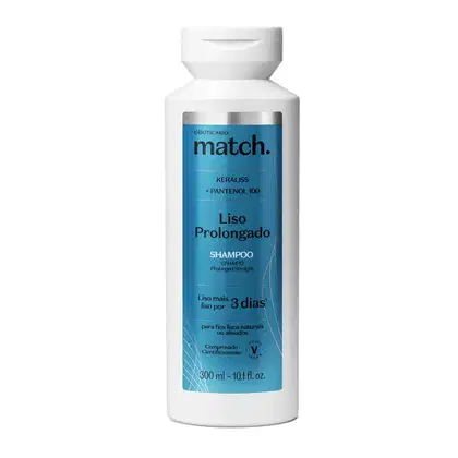 Imagem de um frasco branco de shampoo da marca Match. O rótulo azul metalizado com detalhes prateados contém informações sobre o produto "Liso Prolongado" e ingredientes como Keraliss e Pantenol 100. As informações estão em letras brancas e pretas.