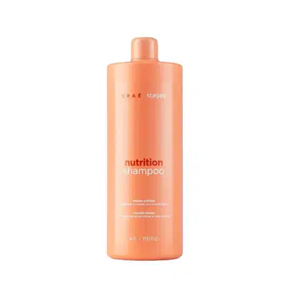 Shampoo nutritivo da linha Braé Stages. Rótulo com o texto "nutrition shampoo" e "intense nutrition" em letras brancas. Informações adicionais como "vegano protein complex and nourishing oil" e o volume de 1L.