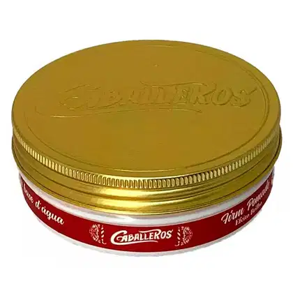 Pomada Modeladora Caballeros Firm Pomade. Volumetria de 50g.