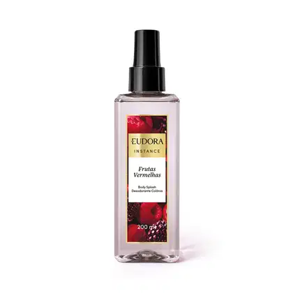 Frasco de colônia corporal Eudora Instance com rótulo destacando "Frutas Vermelhas". Embalagem de plástico transparente com tampa preta. Produto com 200 ml.