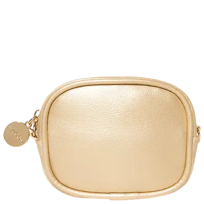 Bolsa dourada com zíper e pingente da marca Niina Secrets, com design elegante e compacto, ideal para armazenar e transportar itens de beleza e acessórios.