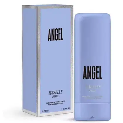 O produto de beleza apresentado é um frasco de loção corporal da marca Angel, com embalagem azul clara e rótulos em preto destacando o nome da marca. O frasco possui formato retangular e contém 200 ml do produto.