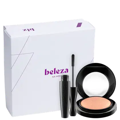 A imagem mostra caixa branca com o logotipo "Beleza na Web" e máscara para cílios e blush da marca MAC.