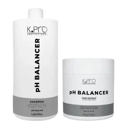 Conjunto de produtos de cuidados capilares da marca K.Pro, incluindo shampoo e máscara capilar, em embalagens brancas e cinzas com rótulos em preto.