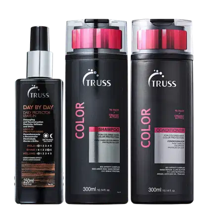 A imagem mostra uma linha de produtos para cabelos da marca Truss. São eles:
- Shampoo Color
- Condicionador Color
- Leave-in Day By Day
