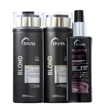 Três produtos para cabelos TRUSS. Dois frascos pretos de 300ml contendo shampoo e condicionador da linha Blond. Um frasco de 250ml com produto de fixação e definição de cachos, chamado Fluid Fix.