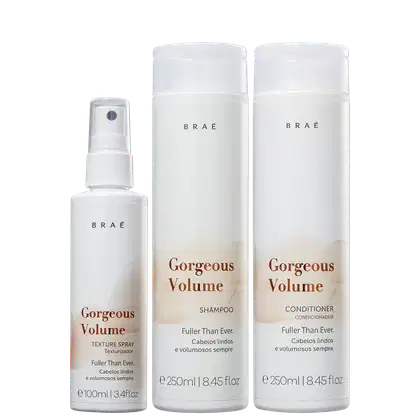 Produtos de cabelo da marca Braé para dar volume. Os frascos apresentam o nome da marca Braé em letras pretas e detalhes em dourado.