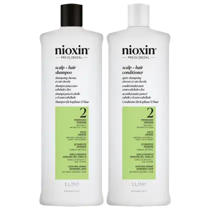 Kit com shampoo e condicionador Volume Thinning Sistema 2, da marca Nioxin.
