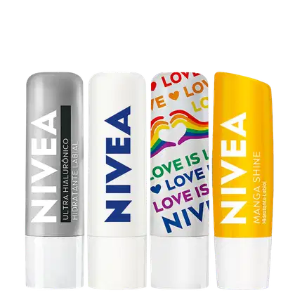 Quatro embalagens de hidratante labial NIVEA. As embalagens exibem rótulos com os nomes "Nivea Ultra Hialurônico", Nivea "Love is Nivea", e "Nivea Manga Shine" em diferentes estilos de fonte.