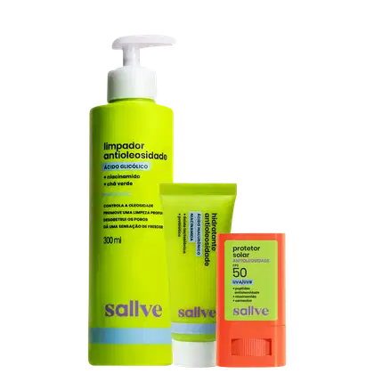Produtos de beleza da marca Sallve: um frasco de 300 ml de limpador antioleosidade com ácido glicólico, nicotinamida e chá verde; um tubo de hidratante antioleoside; e um protetor solar antioleosidade FPS 50 em embalagem compacta.