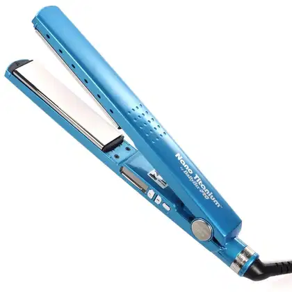 Imagem do produto Babyliss Pro Nano Titanium 220V - Chapinha