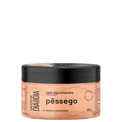 O produto apresentado é um sais espumantes para o rosto e corpo da marca Labotrat, com o nome "Pessego" impresso no rótulo. A embalagem é um pote preto com tampa, com uma etiqueta laranja destacando o nome do produto.