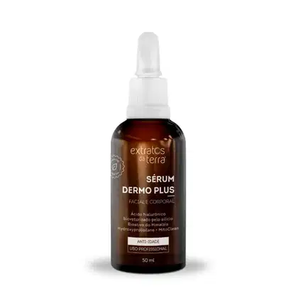 Frasco de soro Dermo Plus da marca Extratos da Terra, com 50 ml de conteúdo. O produto apresenta embalagem de vidro âmbar com rótulo branco e texto em português, destacando ingredientes como ácido hialurônico e bioativo do Himalaia.