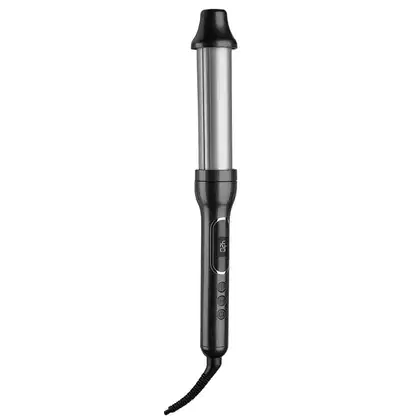 Modelador de cachos. Corpo cilíndrico de metal escovado na cor prata e duas extremidades pretas. Possui um cone plástico preto que parece ser a ponta aquecida para modelar. A outra tem três botões de controle pretos. Tem um cabo ergonômico com uma alça.