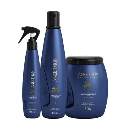 Spray multibenefícios em um frasco azul escuro de 150ml, um shampoo de silicone com tutano e queratina em um frasco azul escuro de 300ml, e uma máscara capilar em um pote azul escuro de 500g.