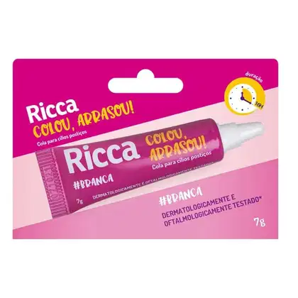Cola para Cílios Colou,Arrasou!, da marca Ricca.