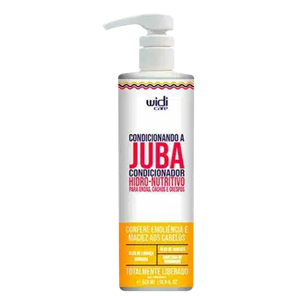 Para cabelos, cacheados e crespos. Embalagem plástica branca com bomba dosadora. Rótulo com texto em letras vermelhas grandes e detalhes em amarelo. Listras onduladas coloridas na parte superior. Tamanho de 500ml indicado na embalagem.