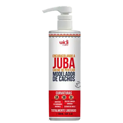 A embalagem é um frasco plástico branco com uma bomba dosadora. O rótulo frontal tem o nome do produto "Encaracolando a Juba" em letras vermelhas e pretas, além de detalhes sobre suas propriedades para definir cabelos 3A, 3B e 3C.