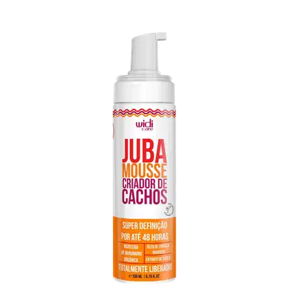 Embalagem plástica branca com bomba doseadora. Rótulo vermelho, laranja e roxo com texto em português descrevendo o produto como "Super Definição por até 48 horas" e listando ingredientes como manteiga de murumuru, óleo de linhaça dourada.