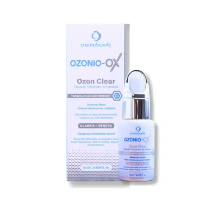Ozonio-Ox Ozon Clear, um produto de beleza da Cosmobeauty, em embalagem de frasco com 15 ml e caixa branca com detalhes em azul, apresentando tecnologia bio-energy e informações sobre sua composição e benefícios.