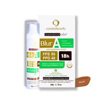 O produto apresentado é um protetor solar da marca Cosmobeauty, da linha Cosmoblockcolor. Trata-se de um produto com ação seborreguladadora, com FPS 80 e PPD 40, que promete reduzir a aparência de rugas, linhas e poros dilatados.