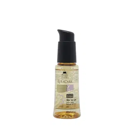 Finalizador capilar KeraCare Intensive Restorative da marca Avlon.