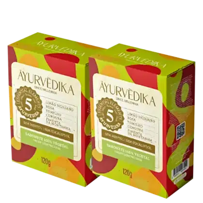 Duas caixas de sabonete vegetal da marca Ayurvedika, com 120g de peso cada. O rótulo destaca que o produto é livre de mentol e eucaliptol, e menciona alguns dos ingredientes como limão siciliano, rosa, tomilho, cenoura e menta da montanha.