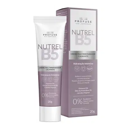 A imagem mostra um creme multireparador em uma embalagem de tubo plástico branco e uma caixa externa na cor roxa. A embalagem exibe o nome do produto "Nutrel B5" em letras grandes e destaca seus benefícios.