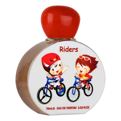 Frasco de perfume Riders da Lattafa Perfumes, com embalagem redonda branca e tampa vermelha em formato de balão. O rótulo apresenta ilustrações de duas crianças em bicicletas, com o nome "Riders" escrito em vermelho.