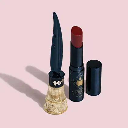 Imagem do produto Combo Harry Potter Quem Disse, Berenice?: Balm Labial Vermelho 3,2g + Delineador Dourado 7ml