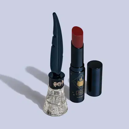Imagem do produto Combo Harry Potter Quem Disse, Berenice?: Balm Labial Vermelho 3,2g + Delineador Prata 7ml