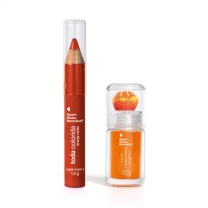Imagem do Combo Coral Quem Disse, Berenice? que conta com Lip Oil Cuide-se Bem Tangerina e Lápis Multifuncional Toda Colorida. O óleo labial tem uma embalagem transparente com uma pequena tangerina decorando a tampa. Os produtos possuem tons alaranjados.