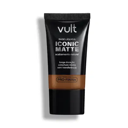 Bisnaga preta da marca Vult contendo Base Líquida Iconic Matte com acabamento natural, longa duração e cobertura média, sem transferência e com Tecnologia Pro-Finish.
